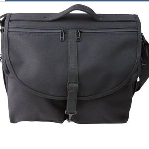 DOMKE F-802 REPORTERS SATCHEL CAMERA BAG